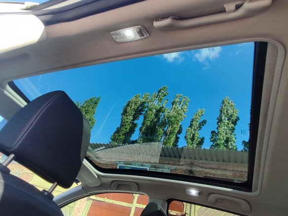 2011 Nissan Qashqai I Рестайлинг, белый, 1258000 рублей - вид 12