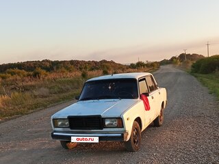 2001 Lada (ВАЗ) 2107, белый, 80000 рублей, вид 1