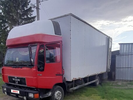 2001 MAN 8, красный, 1200000 рублей, вид 1