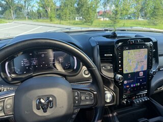 2023 Ram 1500 Quad Cab V, белый, 8550000 рублей, вид 5