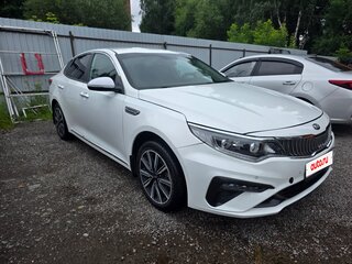 2019 Kia Optima IV Рестайлинг, белый, 1180000 рублей, вид 3