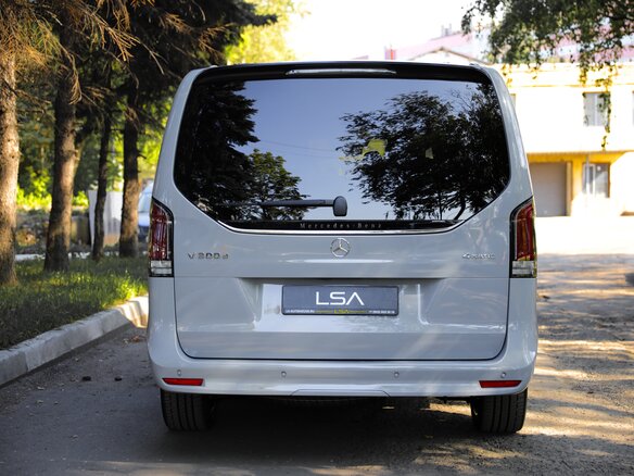 2026 Mercedes-Benz V-Класс Extra Long 300 d экстра длинный III (W447) Рестайлинг 2, серый, 14990000 рублей - вид 5