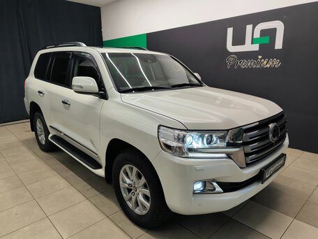 Toyota Land Cruiser 200 Series Рестайлинг 2