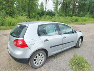 2006 Volkswagen Golf V, серебристый, 400000 рублей, вид 3