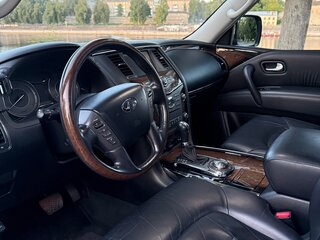 2014 Infiniti QX80 I, чёрный, 2000000 рублей, вид 5