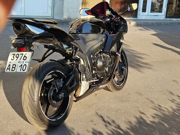 2008 Honda CBR 600RR, чёрный, 670000 рублей - вид 4