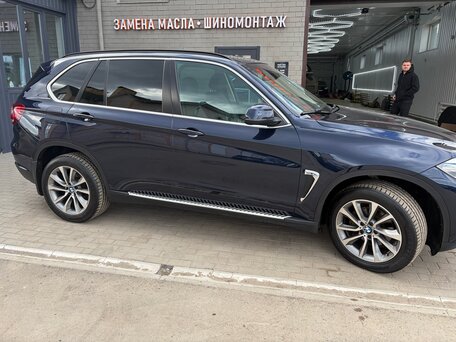 2017 BMW X5 25d III (F15), синий, 3000000 рублей, вид 3