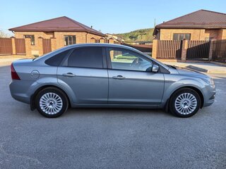 2009 Ford Focus II Рестайлинг, серый, 900000 рублей, вид 4