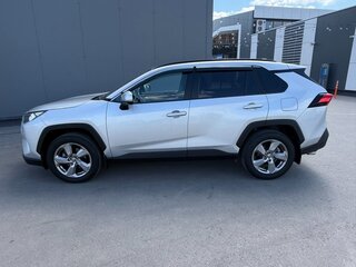 2022 Toyota RAV4 V (XA50), белый, 3490000 рублей, вид 5