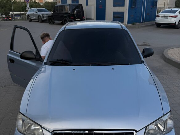 2008 Hyundai Accent ТагАЗ II, серебристый, 399000 рублей - вид 3