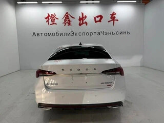 2022 Skoda Octavia IV (A8), белый, 1620000 рублей, вид 5
