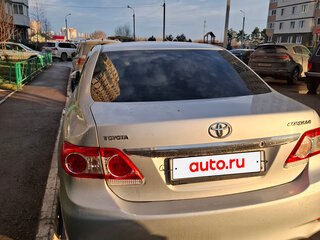 2012 Toyota Corolla X (E140, E150) Рестайлинг, серебристый, 1300000 рублей, вид 3