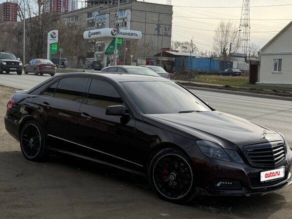 2010 Mercedes-Benz E-Класс 350 IV (W212, S212, C207), коричневый, 1690000 рублей - вид 15