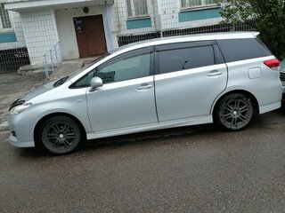 2009 Toyota Wish II, серебристый, 1500000 рублей, вид 4