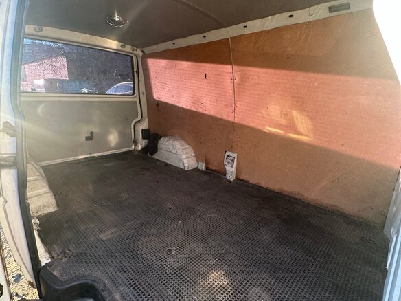 2001 Volkswagen Transporter, белый, 800000 рублей - вид 5