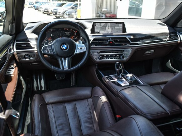 2019 BMW 7 серии 730i VI (G11/G12) Рестайлинг, чёрный, 5200000 рублей - вид 5