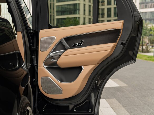 2026 Land Rover Range Rover D350 MHEV V, чёрный - вид 29