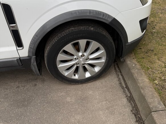 2014 Opel Antara I Рестайлинг, белый, 1100000 рублей - вид 9