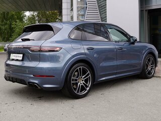 2018 Porsche Cayenne III, голубой, 4692000 рублей, вид 4