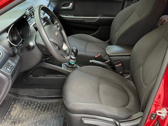 2011 Kia Rio III, красный - вид 9