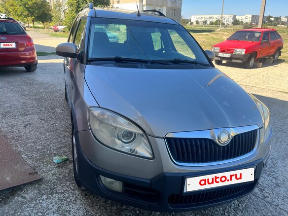 2008 Skoda Roomster Scout I, серый, 570000 рублей - вид 1