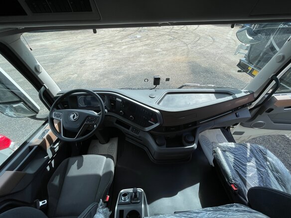 2024 Dongfeng GX, белый - вид 3
