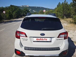 2017 Subaru Outback V, белый, 1900000 рублей, вид 4