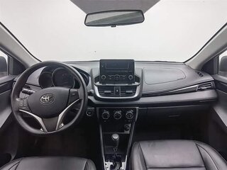 2022 Toyota Yaris L X XP150 Рестайлинг, белый, 1050202 рублей, вид 3