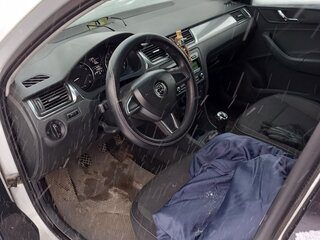 2014 Skoda Rapid I, белый, 700000 рублей, вид 5