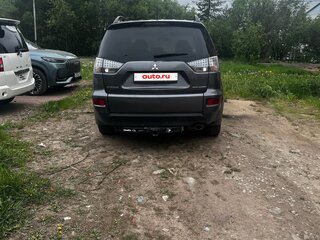 2010 Mitsubishi Outlander II Рестайлинг, серый, 800000 рублей, вид 3