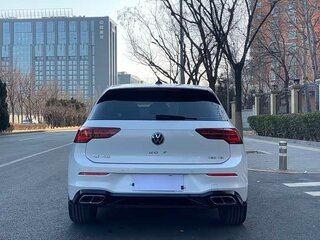 2021 Volkswagen Golf VIII, белый, 2299000 рублей, вид 5