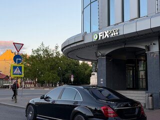 2006 Mercedes-Benz S-Класс 600 Long V (W221), чёрный, 2000000 рублей, вид 2
