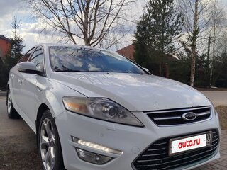 2013 Ford Mondeo IV Рестайлинг, белый, 830000 рублей, вид 3