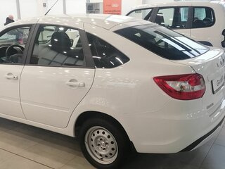 2025 Lada (ВАЗ) Granta I Рестайлинг, белый, 1110000 рублей, вид 3