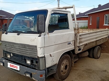 1987 Mazda Titan, белый, 1100000 рублей, вид 1