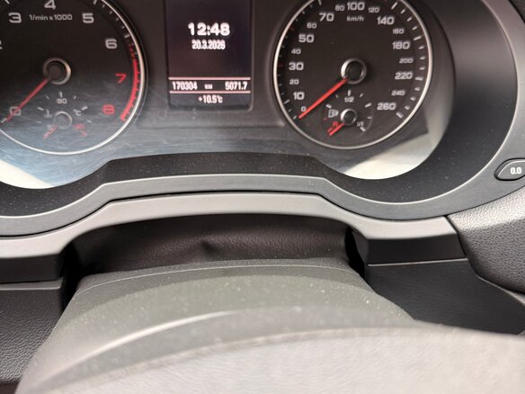 2012 Audi Q3 I (8U), белый, 1450000 рублей - вид 8