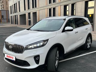 2019 Kia Sorento III Prime Рестайлинг, белый, 2950000 рублей, вид 3