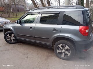 2013 Skoda Yeti I, серый, 625000 рублей, вид 3