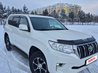 2017 Toyota Land Cruiser Prado 150 Series Рестайлинг 2, белый, 4900000 рублей, вид 3