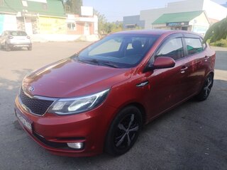 2015 Kia Rio III Рестайлинг, красный, 850000 рублей, вид 1