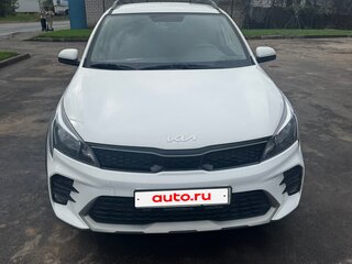 2021 Kia Rio X IV Рестайлинг, белый, 1690000 рублей, вид 3