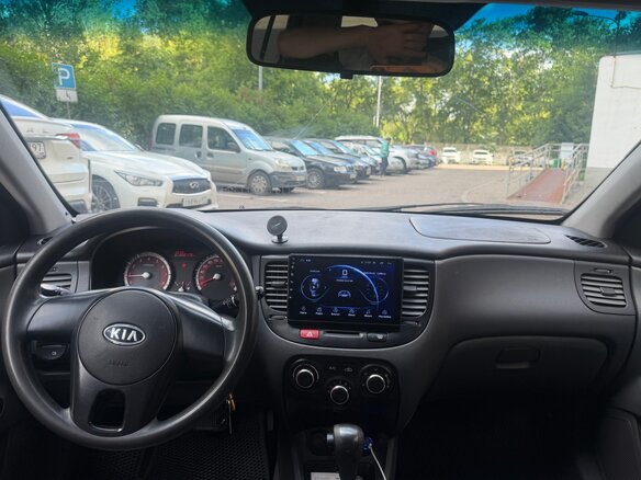2011 Kia Rio II Рестайлинг, серебристый, 430000 рублей - вид 8