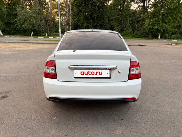 2015 Lada (ВАЗ) Priora I Рестайлинг, белый, 630000 рублей - вид 7