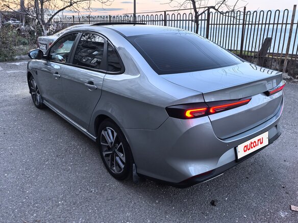 2023 Kaiyi E5, серый, 1350000 рублей - вид 5