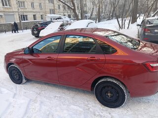 2017 Lada (ВАЗ) Vesta I, красный, 700000 рублей, вид 2