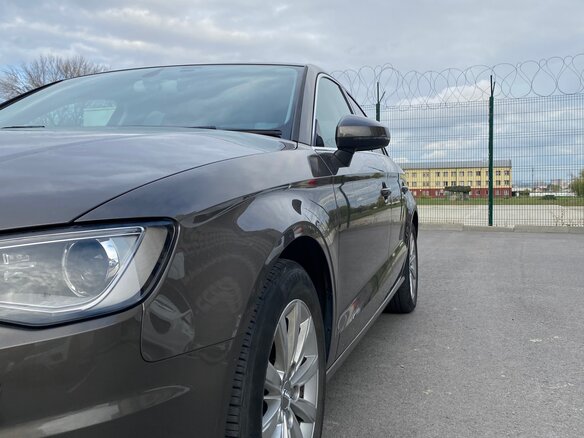 2015 Audi A3 III (8V), коричневый, 1650000 рублей - вид 8