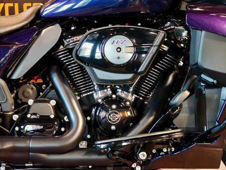 2026 Harley-Davidson Street Glide Ultra, фиолетовый, 4499900 рублей, вид 4