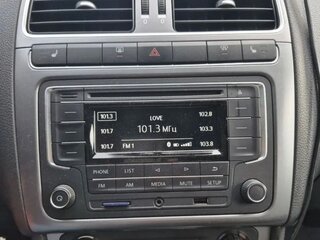 2016 Volkswagen Polo V Рестайлинг, красный, 1300000 рублей, вид 4
