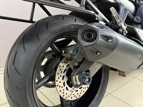 2011 Yamaha FZ1, чёрный, 690000 рублей - вид 7