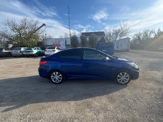 2012 Hyundai Solaris I, синий, 810000 рублей, вид 4
